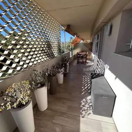 Lejlighed Climatise Avec Terrasse, Vue Jardin Et Piscine *